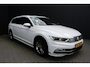 Volkswagen Passat Variant 1.4 TSI Highline Business R - LED - PANORAMADAK - NAVIGATIE - TREKHAAK