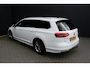 Volkswagen Passat Variant 1.4 TSI Highline Business R - LED - PANORAMADAK - NAVIGATIE - TREKHAAK