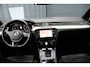Volkswagen Passat Variant 1.4 TSI Highline Business R - LED - PANORAMADAK - NAVIGATIE - TREKHAAK