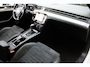 Volkswagen Passat Variant 1.4 TSI Highline Business R - LED - PANORAMADAK - NAVIGATIE - TREKHAAK