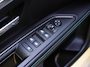 Peugeot 5008 SUV Allure Pack Business 130 pk Automaat | Navigatie | Dodehoekwaarsch. | 7-zits | Elektrische kofferbak | Parkeercamera voor/achter