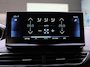 Peugeot 5008 SUV Allure Pack Business 130 pk Automaat | Navigatie | Dodehoekwaarsch. | 7-zits | Elektrische kofferbak | Parkeercamera voor/achter