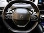 Peugeot 5008 SUV Allure Pack Business 130 pk Automaat | Navigatie | Dodehoekwaarsch. | 7-zits | Elektrische kofferbak | Parkeercamera voor/achter