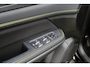 Lynk & Co 01 1.5 More | 360 Graden camera | Actieve LED Koplampen | Schuif-/Kanteldak | Premium Audio By Harman Kardon | Sfeerverlichting | Dodehoekassistent | Adaptieve Cruise Control | Stuurverwarming | Stoelverwarming | Bestuurdersstoel met geheugen | Getint glas | Elektrisch bedienbare achterklep | Draadloos telefoonoplader