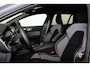 Volvo V60 T6 Recharge AWD Ultra Bright - Panorama/schuifdak - IntelliSafe Assist & Surround - 360º Camera - Harman/Kardon audio - Adaptieve LED koplampen - Verwarmde voorstoelen, stuur & achterbank - Parkeersensoren voor & achter - Elektr. bedienb. voorstoelen met geheugen - Head up display - Extra getint glas - 18' LMV