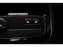 Volvo V60 T6 Recharge AWD Ultra Bright - Panorama/schuifdak - IntelliSafe Assist & Surround - 360º Camera - Harman/Kardon audio - Adaptieve LED koplampen - Verwarmde voorstoelen, stuur & achterbank - Parkeersensoren voor & achter - Elektr. bedienb. voorstoelen met geheugen - Head up display - Extra getint glas - 18' LMV