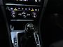 Volkswagen Golf Variant 1.5 TSI 150pk Highline Virtual Cockpit Alcantara Parkeersensoren