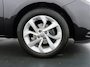 Opel Corsa 1.4 Online Edition 5DRS / Parkeersensoren / Airco / Cruise / Navi LM Velgen