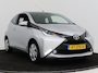 Toyota Aygo 1.0 VVT-i x-play Automaat | Airco | Achteruitrijcamera | Bluetooth | Elektrische ramen voor | Elektrisch verstelbare buitenspiegels |