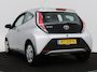 Toyota Aygo 1.0 VVT-i x-play Automaat | Airco | Achteruitrijcamera | Bluetooth | Elektrische ramen voor | Elektrisch verstelbare buitenspiegels |