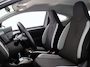 Toyota Aygo 1.0 VVT-i x-play Automaat | Airco | Achteruitrijcamera | Bluetooth | Elektrische ramen voor | Elektrisch verstelbare buitenspiegels |