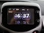 Toyota Aygo 1.0 VVT-i x-play Automaat | Airco | Achteruitrijcamera | Bluetooth | Elektrische ramen voor | Elektrisch verstelbare buitenspiegels |