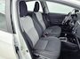 Toyota Yaris 1.5 Hybrid Design Limited | L.M. Velgen | Cruise Control | Elektrische ramen | Achteruitrij camera |
