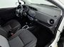 Toyota Yaris 1.5 Hybrid Design Limited | L.M. Velgen | Cruise Control | Elektrische ramen | Achteruitrij camera |