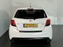 Toyota Yaris 1.3 VVT-i Dynamic | Panoramadakdak | Climate control | Achteruitrijcamera |