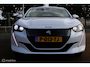 Peugeot e-208 EV Active Pack 50 kWh, Wit parelmoer, Donker glas, Navi, App connect, Cruise, Pdc + camera