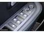 Peugeot e-208 EV Active Pack 50 kWh, Wit parelmoer, Donker glas, Navi, App connect, Cruise, Pdc + camera