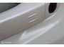 Peugeot e-208 EV Active Pack 50 kWh, Wit parelmoer, Donker glas, Navi, App connect, Cruise, Pdc + camera