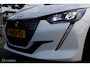 Peugeot e-208 EV Active Pack 50 kWh, Wit parelmoer, Donker glas, Navi, App connect, Cruise, Pdc + camera