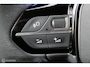 Peugeot e-208 EV Active Pack 50 kWh, Wit parelmoer, Donker glas, Navi, App connect, Cruise, Pdc + camera