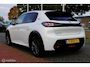 Peugeot e-208 EV Active Pack 50 kWh, Wit parelmoer, Donker glas, Navi, App connect, Cruise, Pdc + camera