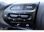 Kia Stonic 1.0 T-GDi MHEV DynamicLine, Zwart dak, App connect/navi, Cruise, Airco, Pdc + camera, Telefoon