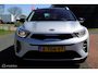 Kia Stonic 1.0 T-GDi MHEV DynamicLine, Zwart dak, App connect/navi, Cruise, Airco, Pdc + camera, Telefoon