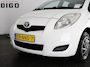 Toyota Yaris 1.0 VVTi ACCES AIRCO 5 DEURS . AIRCO . ELEKTRSICHE RAMEN VOOR . RADIO-CD/MP3 SPELER .
