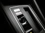 Volkswagen Golf 1.0 eTSI Life | Automaat | Panorama dak | Virtual cockpit | Parkeer sensoren  | Stoel/stuur verwarming | Navigatie | Apple Carplay / Android Auto | Sfeerverlichting | Lichtmetalen Velgen |