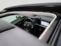 Volkswagen Golf 1.0 eTSI Life | Automaat | Panorama dak | Virtual cockpit | Parkeer sensoren  | Stoel/stuur verwarming | Navigatie | Apple Carplay / Android Auto | Sfeerverlichting | Lichtmetalen Velgen |