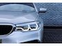 BMW 5-Serie Touring 520i High Executive | M-Sport | Panoramadak | Head-up Display | HiFi Audio | Achteruitrijcamera | Nappaleder Exklusiv | Elektrische Achterklep | Lichtmetalen Velgen 19 inch | Stoelverwarming | Comfortzetels | Cruise Control Adaptief | Dodehoekdetectie | Navigatie Professional