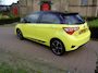 Toyota Yaris 1.5 Hybrid Bi-Tone Yellow , rijklaarprijs bij Toyota specialist !