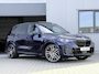 BMW X5 xDrive50e M sport Pro | 490 PK | Trekhaak | Pano | M Stoelen | Individual Tansanitblau metallic | Long Range
