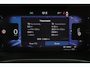 Volvo EX40 Single Ext. Range Ultra Black Ed. - Panoramadak - IntelliSafe Assist & Surround - 360º Camera - Harman/Kardon audio - Verwarmde voorstoelen, stuur & achterbank - Parkeersensoren voor & achter - Elektr. bedienb. voorstoelen met geheugen links - Draadloze tel. lader - Warmtepomp - 20' LMV