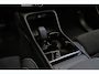 Volvo EX40 Single Ext. Range Ultra Black Ed. - Panoramadak - IntelliSafe Assist & Surround - 360º Camera - Harman/Kardon audio - Verwarmde voorstoelen, stuur & achterbank - Parkeersensoren voor & achter - Elektr. bedienb. voorstoelen met geheugen links - Draadloze tel. lader - Warmtepomp - 20' LMV