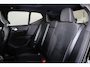 Volvo EX40 Single Ext. Range Ultra Black Ed. - Panoramadak - IntelliSafe Assist & Surround - 360º Camera - Harman/Kardon audio - Verwarmde voorstoelen, stuur & achterbank - Parkeersensoren voor & achter - Elektr. bedienb. voorstoelen met geheugen links - Draadloze tel. lader - Warmtepomp - 20' LMV
