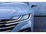 Volkswagen Arteon Shooting Brake 1.4 TSI eHybrid R-Line Business+ | Plug-in Hybrid (PHEV) | Lichtmetalen Velgen 19 inch | ErgoActiv | Parkeersensoren | Keyless Entry | Elektrische Achterklep | Stoelverwarming voor en achter | Discover Pro Navigatie | Apple Carplay | Android Auto
