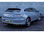 Volkswagen Arteon Shooting Brake 1.4 TSI eHybrid R-Line Business+ | Plug-in Hybrid (PHEV) | Lichtmetalen Velgen 19 inch | ErgoActiv | Parkeersensoren | Keyless Entry | Elektrische Achterklep | Stoelverwarming voor en achter | Discover Pro Navigatie | Apple Carplay | Android Auto