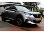 Peugeot 2008 1.2 Puretech *GT* | Nieuwe Distributie | Carplay | Camera | Adaptive Cruise & Climate Control | PDC | Privacy | Navigatie | Bluetooth |