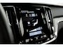 Volvo V60 T6 Inscription Plug-in hybrid AWD | Zeer compleet uitgevoerd | Long Range | ACC | Pano | Harman Kardon | Trekhaak | Stoel Ventilatie/Verwarming | Head-Up | 360 Camera