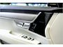 Volvo V90 2.0 T8 AWD 335kW/456pk Aut8 Plug-in hybrid Plus Bright HARMAN/KARDON + EL.TREKHAAK + SPORTSTOELEN + ADAPT.CRUISE + STANDKACHEL + STOEL-&STUURVERWARMING + LEDEREN DASHBOARD + LED KOPLAMPEN + CAMERA + ZITVERHOGERS + PARKSENSOREN + 20" LM-VELGEN!!