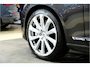 Volvo V90 2.0 T8 AWD 335kW/456pk Aut8 Plug-in hybrid Plus Bright HARMAN/KARDON + EL.TREKHAAK + SPORTSTOELEN + ADAPT.CRUISE + STANDKACHEL + STOEL-&STUURVERWARMING + LEDEREN DASHBOARD + LED KOPLAMPEN + CAMERA + ZITVERHOGERS + PARKSENSOREN + 20" LM-VELGEN!!