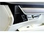 Volvo V90 2.0 T8 AWD 335kW/456pk Aut8 Plug-in hybrid Plus Bright HARMAN/KARDON + EL.TREKHAAK + SPORTSTOELEN + ADAPT.CRUISE + STANDKACHEL + STOEL-&STUURVERWARMING + LEDEREN DASHBOARD + LED KOPLAMPEN + CAMERA + ZITVERHOGERS + PARKSENSOREN + 20" LM-VELGEN!!