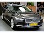 Volvo V90 2.0 T8 AWD 335kW/456pk Aut8 Plug-in hybrid Plus Bright HARMAN/KARDON + EL.TREKHAAK + SPORTSTOELEN + ADAPT.CRUISE + STANDKACHEL + STOEL-&STUURVERWARMING + LEDEREN DASHBOARD + LED KOPLAMPEN + CAMERA + ZITVERHOGERS + PARKSENSOREN + 20" LM-VELGEN!!
