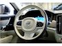 Volvo V90 2.0 T8 AWD 335kW/456pk Aut8 Plug-in hybrid Plus Bright HARMAN/KARDON + EL.TREKHAAK + SPORTSTOELEN + ADAPT.CRUISE + STANDKACHEL + STOEL-&STUURVERWARMING + LEDEREN DASHBOARD + LED KOPLAMPEN + CAMERA + ZITVERHOGERS + PARKSENSOREN + 20" LM-VELGEN!!