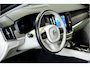 Volvo V90 2.0 T8 AWD 335kW/456pk Aut8 Plug-in hybrid Plus Bright HARMAN/KARDON + EL.TREKHAAK + SPORTSTOELEN + ADAPT.CRUISE + STANDKACHEL + STOEL-&STUURVERWARMING + LEDEREN DASHBOARD + LED KOPLAMPEN + CAMERA + ZITVERHOGERS + PARKSENSOREN + 20" LM-VELGEN!!