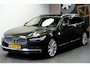 Volvo V90 2.0 T8 AWD 335kW/456pk Aut8 Plug-in hybrid Plus Bright HARMAN/KARDON + EL.TREKHAAK + SPORTSTOELEN + ADAPT.CRUISE + STANDKACHEL + STOEL-&STUURVERWARMING + LEDEREN DASHBOARD + LED KOPLAMPEN + CAMERA + ZITVERHOGERS + PARKSENSOREN + 20" LM-VELGEN!!