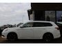 Mitsubishi Outlander 2.0 PHEV Hybride *Instyle+* | Trekhaak | Camera | Schuifdak | Cruise & Climate Control | Stoel & Stuur verwarming | PDC | Leder | Privacy | Navigati