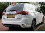 Mitsubishi Outlander 2.0 PHEV Hybride *Instyle+* | Trekhaak | Camera | Schuifdak | Cruise & Climate Control | Stoel & Stuur verwarming | PDC | Leder | Privacy | Navigati