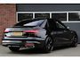 Audi A4 Limousine 35 TFSI S edition, Zwart optiek, schuifdak